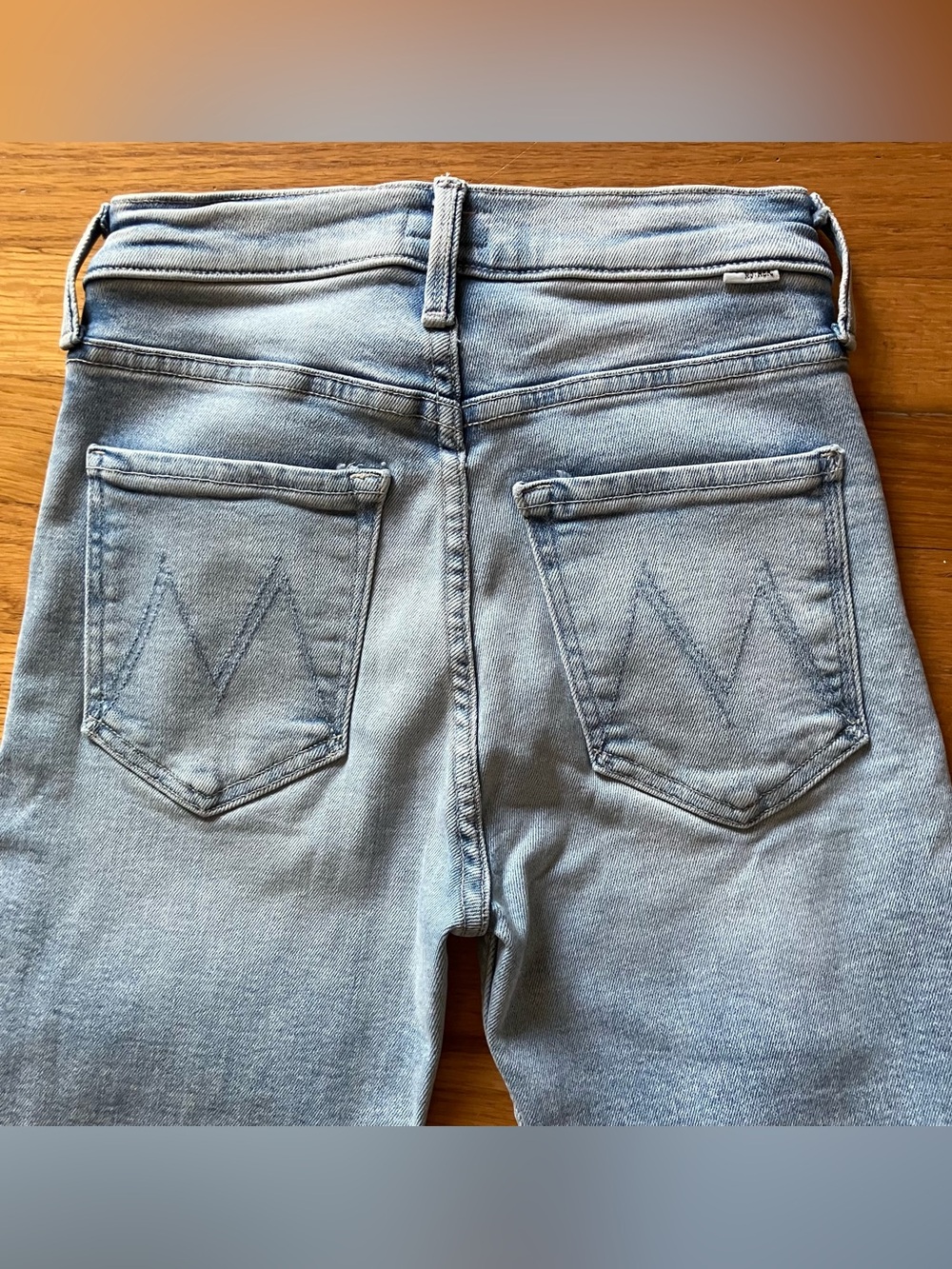 MOTHER The Tomcat Flood High Rise Straight Leg Jeans in Big Hair Don't Care - 24 - Picture 5 of 11